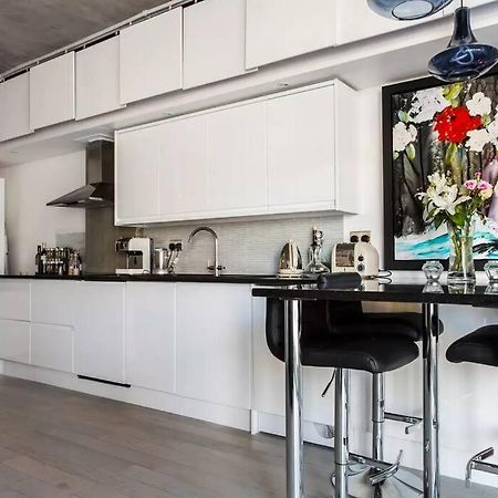 Canal-Side Apartment In Shoreditch London Kültér fotó