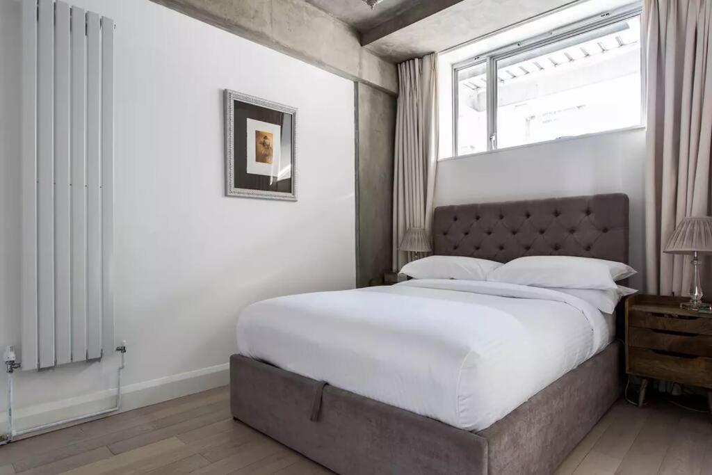 Canal-Side Apartment In Shoreditch London Kültér fotó